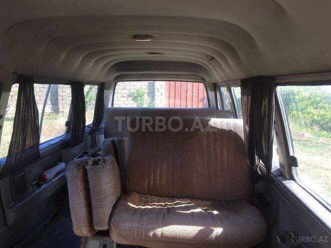 Kia Pregio 1996, 257,000 km - 2.7 l - Sumqayıt