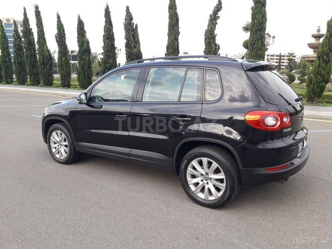 Volkswagen Tiguan 2009, 180,000 km - 2.0 л - Gəncə