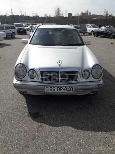Mercedes E 240 1998, 255,000 km - 2.4 l - Bakı