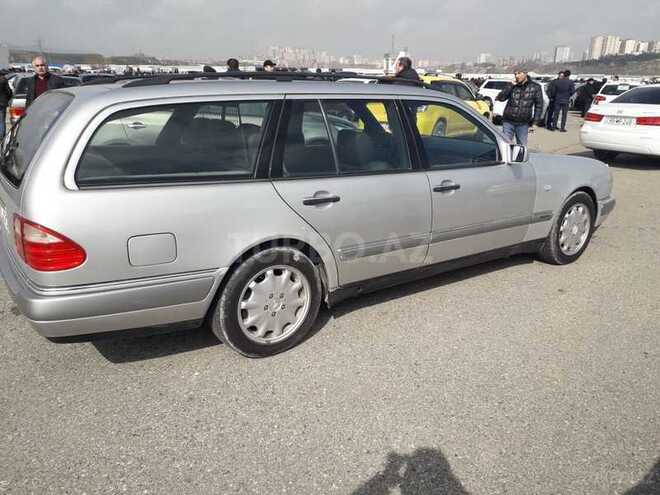 Mercedes E 240 1998, 255,000 km - 2.4 l - Bakı