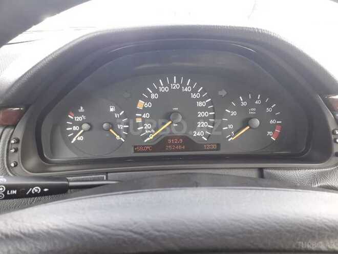 Mercedes E 240 1998, 255,000 km - 2.4 l - Bakı