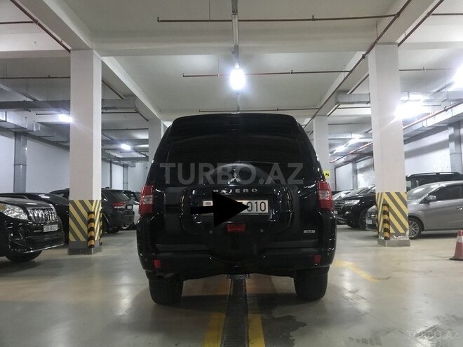 Mitsubishi Pajero 2012, 74,000 km - 3.5 л - Bakı