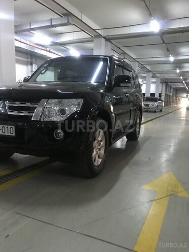 Mitsubishi Pajero 2012, 74,000 km - 3.5 л - Bakı