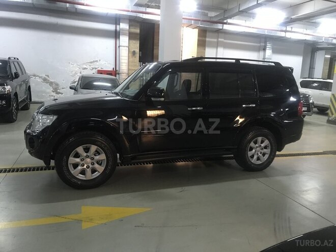 Mitsubishi Pajero 2012, 74,000 km - 3.5 л - Bakı
