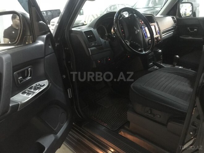 Mitsubishi Pajero 2012, 74,000 km - 3.5 л - Bakı