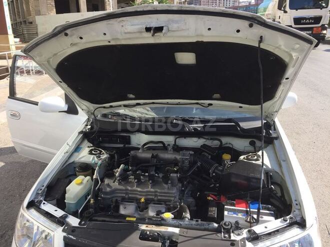 Nissan Sunny 2011, 321,861 km - 1.6 l - Bakı