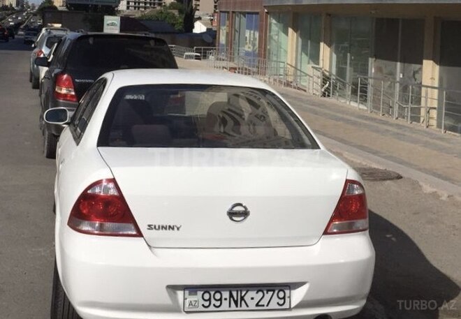 Nissan Sunny 2011, 321,861 km - 1.6 l - Bakı