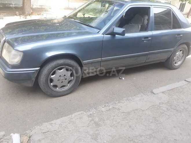 Mercedes E 200 1986, 280,000 km - 2.0 л - Gəncə