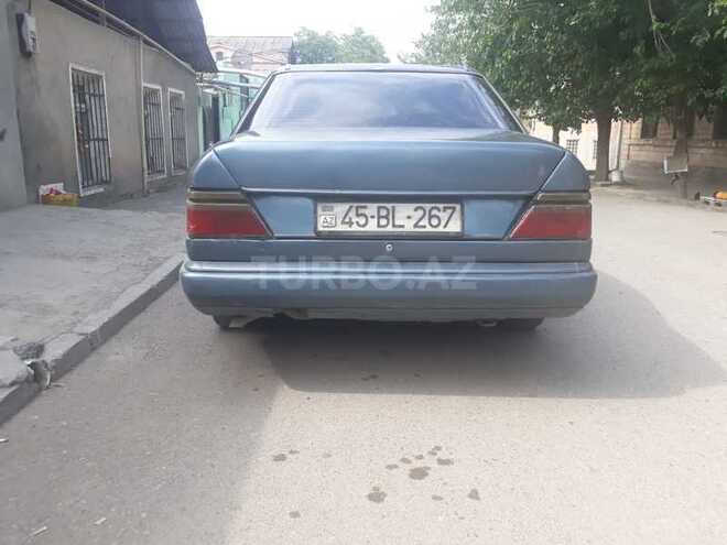 Mercedes E 200 1986, 280,000 km - 2.0 л - Gəncə