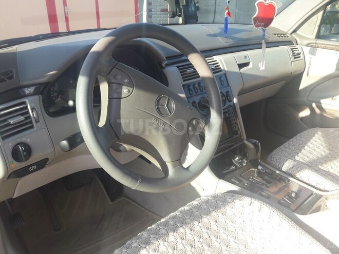 Mercedes E 240 2001, 250,000 km - 2.6 l - Cəlilabad