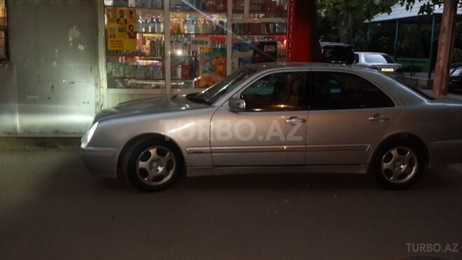 Mercedes E 240 2000, 206,513 km - 2.4 l - Bakı