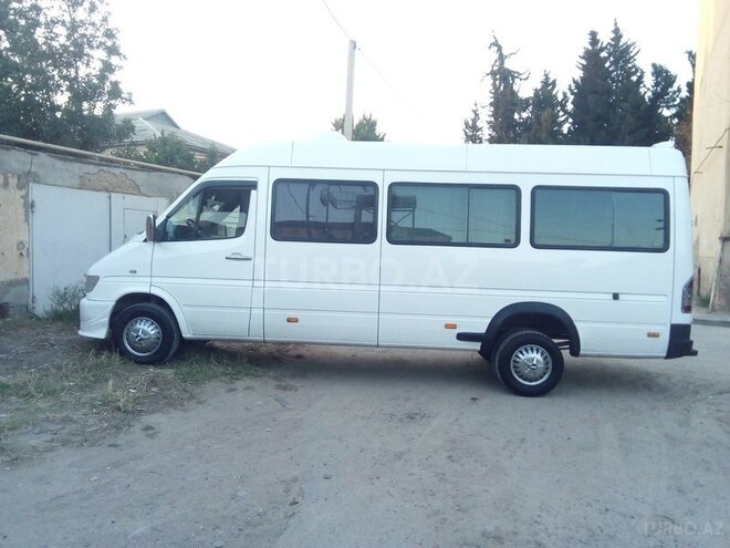 Mercedes Sprinter 412 1999, 400,000 km - 2.9 l - Şirvan