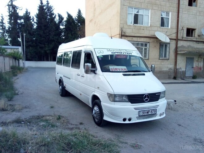 Mercedes Sprinter 412 1999, 400,000 km - 2.9 l - Şirvan