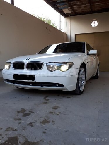 BMW 745 2002, 251,674 km - 4.4 l - Füzuli