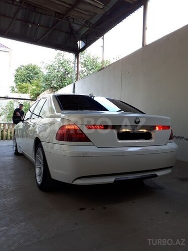BMW 745 2002, 251,674 km - 4.4 l - Füzuli