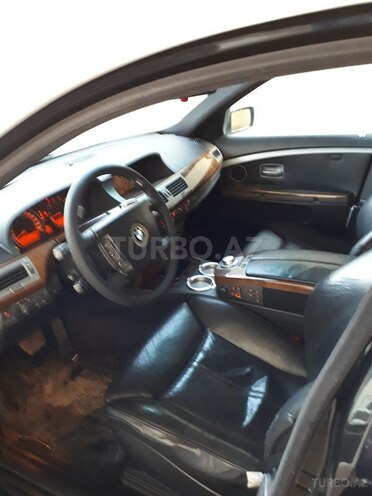 BMW 745 2002, 251,674 km - 4.4 l - Füzuli