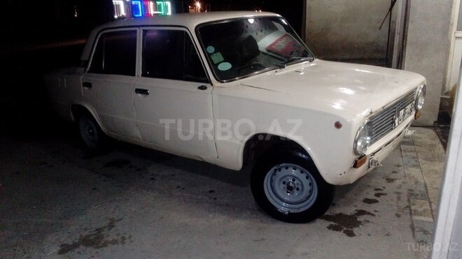 LADA (VAZ) 21011 1977, 550,000 km - 1.6 л - Bakı