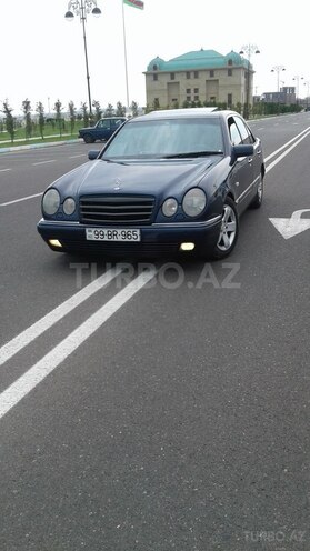 Mercedes E 280 1999, 250,000 km - 2.7 l - Siyəzən