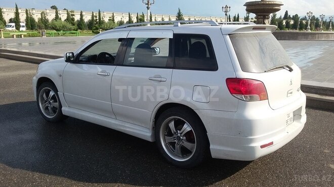 Mitsubishi Airtrek 2002, 177,000 km - 2.0 л - Gəncə