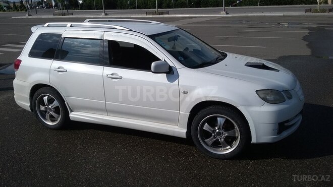 Mitsubishi Airtrek 2002, 177,000 km - 2.0 л - Gəncə