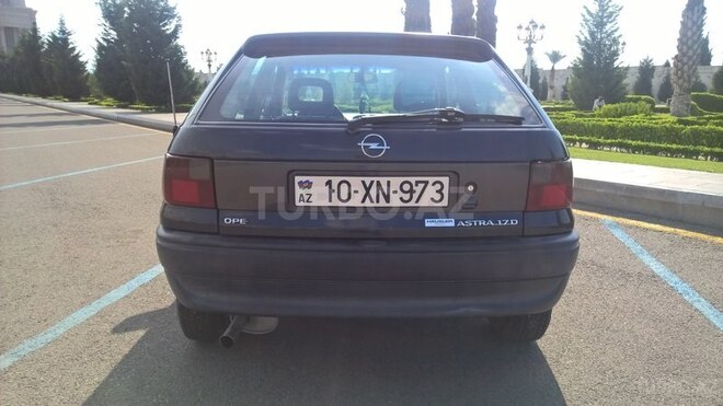 Opel Astra 1995, 235,465 km - 1.7 l - Gəncə