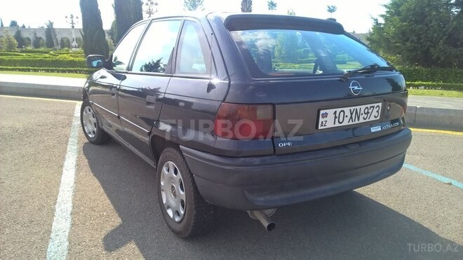 Opel Astra 1995, 235,465 km - 1.7 l - Gəncə