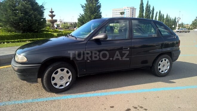 Opel Astra 1995, 235,465 km - 1.7 l - Gəncə