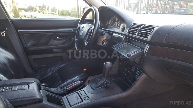 BMW 525 2001, 280,000 km - 0.3 l - Bakı