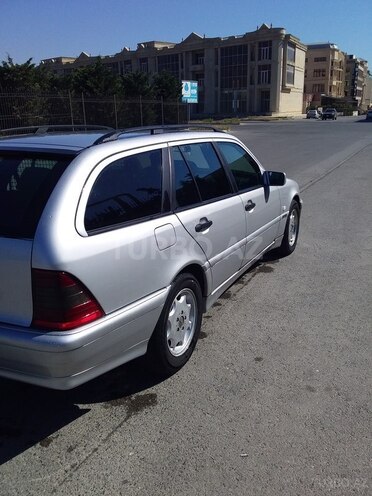 Mercedes C 200 2000, 368,000 km - 2.0 l - Bakı