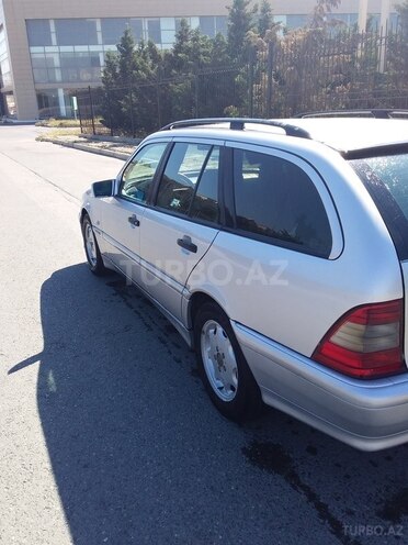 Mercedes C 200 2000, 368,000 km - 2.0 l - Bakı