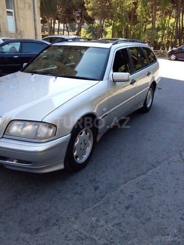 Mercedes C 200 2000, 368,000 km - 2.0 l - Bakı