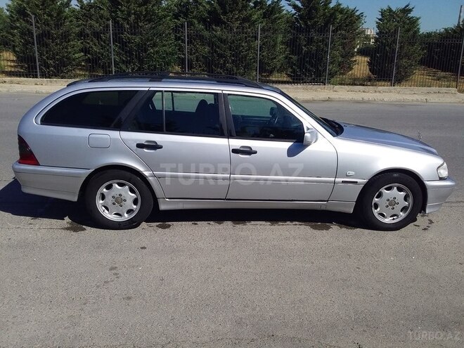 Mercedes C 200 2000, 368,000 km - 2.0 l - Bakı