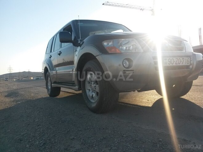 Mitsubishi Pajero 2003, 210,500 km - 3.0 l - Bakı