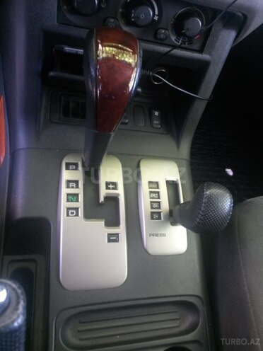 Mitsubishi Pajero 2003, 210,500 km - 3.0 l - Bakı