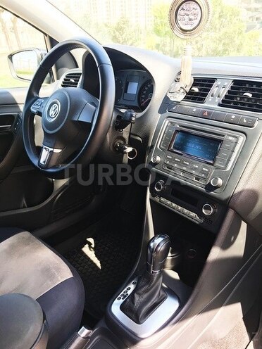 Volkswagen Polo 2014, 57,000 km - 1.6 л - Bakı