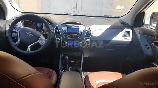 Hyundai ix35 2010, 80,000 km - 2.4 л - Bakı