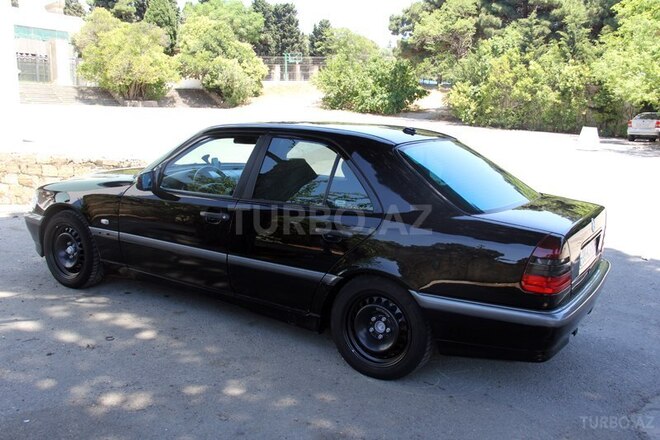 Mercedes C 200 1999, 253,000 km - 2.0 l - Bakı