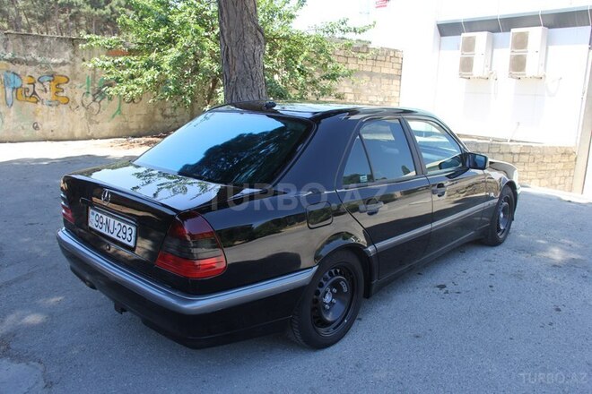 Mercedes C 200 1999, 253,000 km - 2.0 l - Bakı