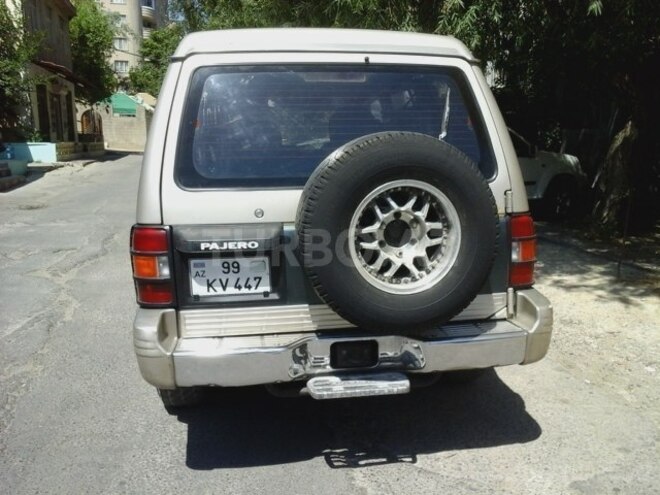 Mitsubishi Pajero 1992, 340,000 km - 2.5 л - Bakı