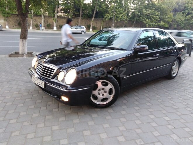 Mercedes E 270 1999, 395,232 km - 2.7 l - Bakı