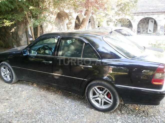 Mercedes C 230 1997, 269,000 km - 2.3 l - Bakı