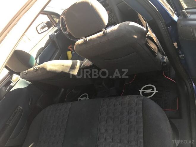 Opel Astra 2002, 177,000 km - 1.6 l - Bakı