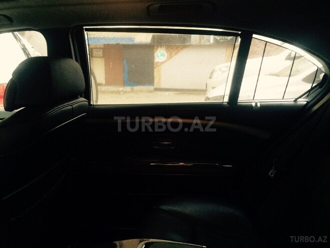 BMW 745 2003, 290,000 km - 4.5 l - Bakı