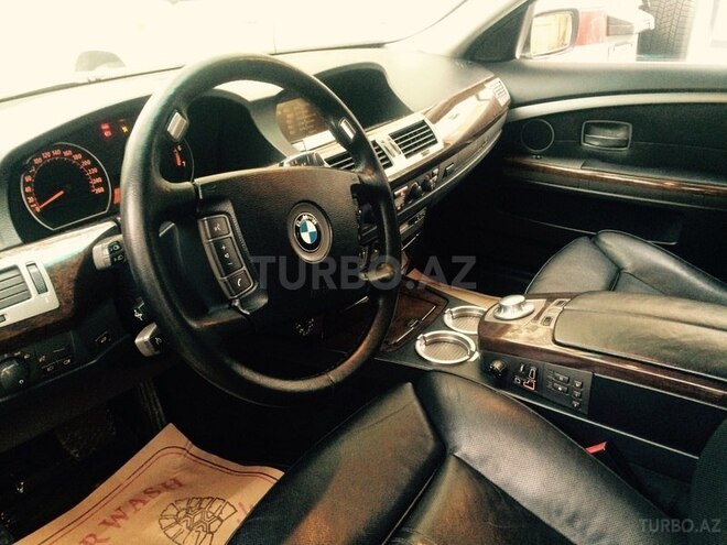 BMW 745 2003, 290,000 km - 4.5 l - Bakı