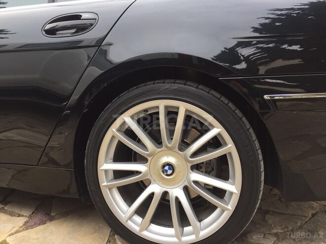 BMW 745 2003, 290,000 km - 4.5 l - Bakı