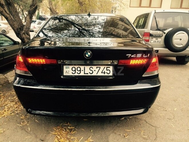 BMW 745 2003, 290,000 km - 4.5 l - Bakı