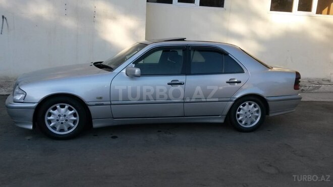 Mercedes C 180 1999, 280,000 km - 1.8 l - Sumqayıt