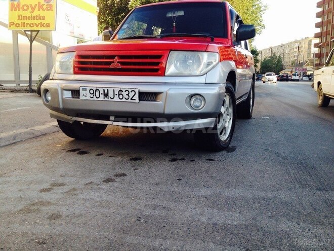 Mitsubishi Pajero io 1999, 145,000 km - 2.0 l - Bakı