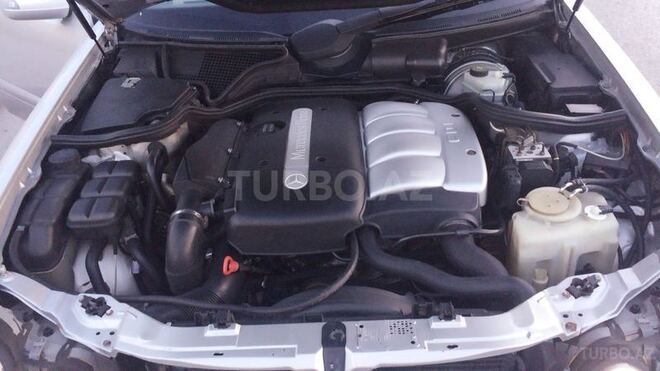 Mercedes E 220 2000, 370,000 km - 2.2 l - Bakı