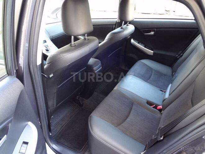 Toyota Prius 2013, 68,000 km - 1.8 l - Bakı